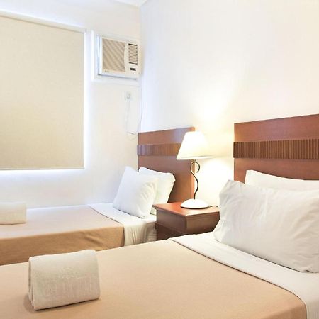 Townhouse Oak Avitel Hotel Near Osmena Highway, Pnr Pasay Station, Metro Manila Makati City Bagian luar foto